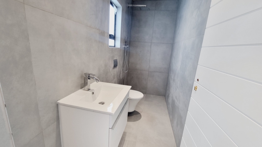 4 Bedroom Property for Sale in Sandown Western Cape